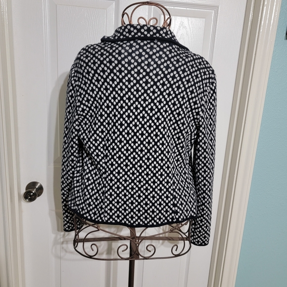 Talbots Petites Black and White Knit  Sweater Women's Size P - Picture 2 of 9